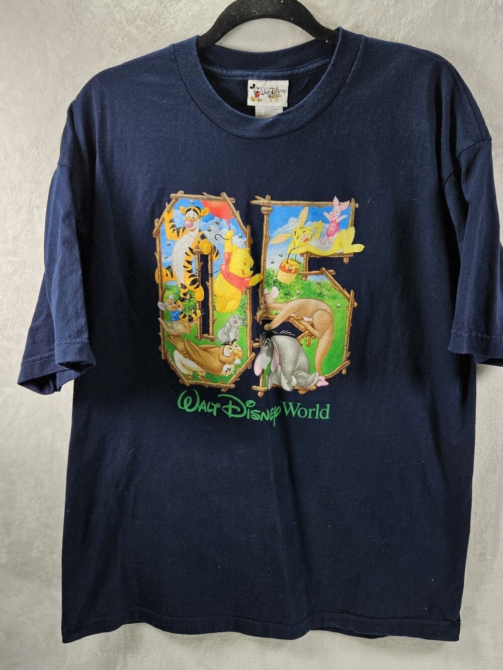 VTG Winnie The Pooh Walt Disney World T-shirt Adult XL *Fits Large Navy 2005 Y2K